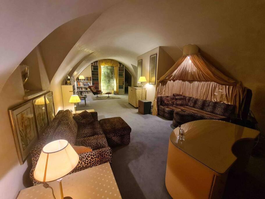 Domus Aurea Lägenhet Bolzano Exteriör bild